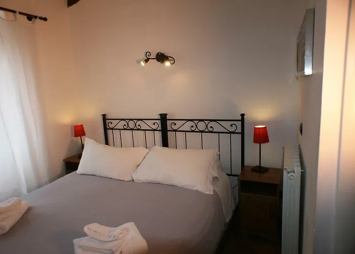 Sixtythree Couette-café