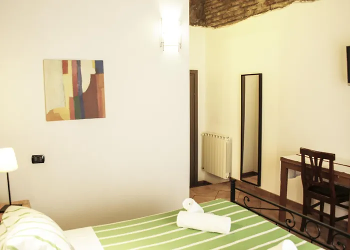 Couette-café Sixtythree 3*