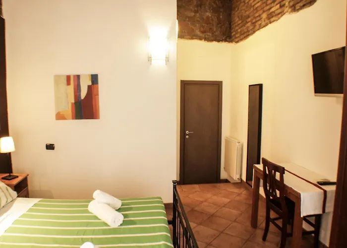 Sixtythree Couette-café 3*