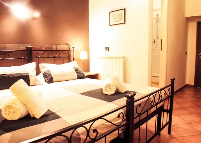 Sixtythree Bed & Breakfast 3*