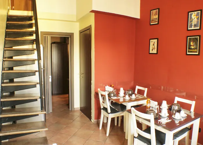 Sixtythree Couette-café